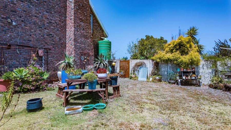 6 Bedroom Property for Sale in Mossel Bay Rural Western Cape